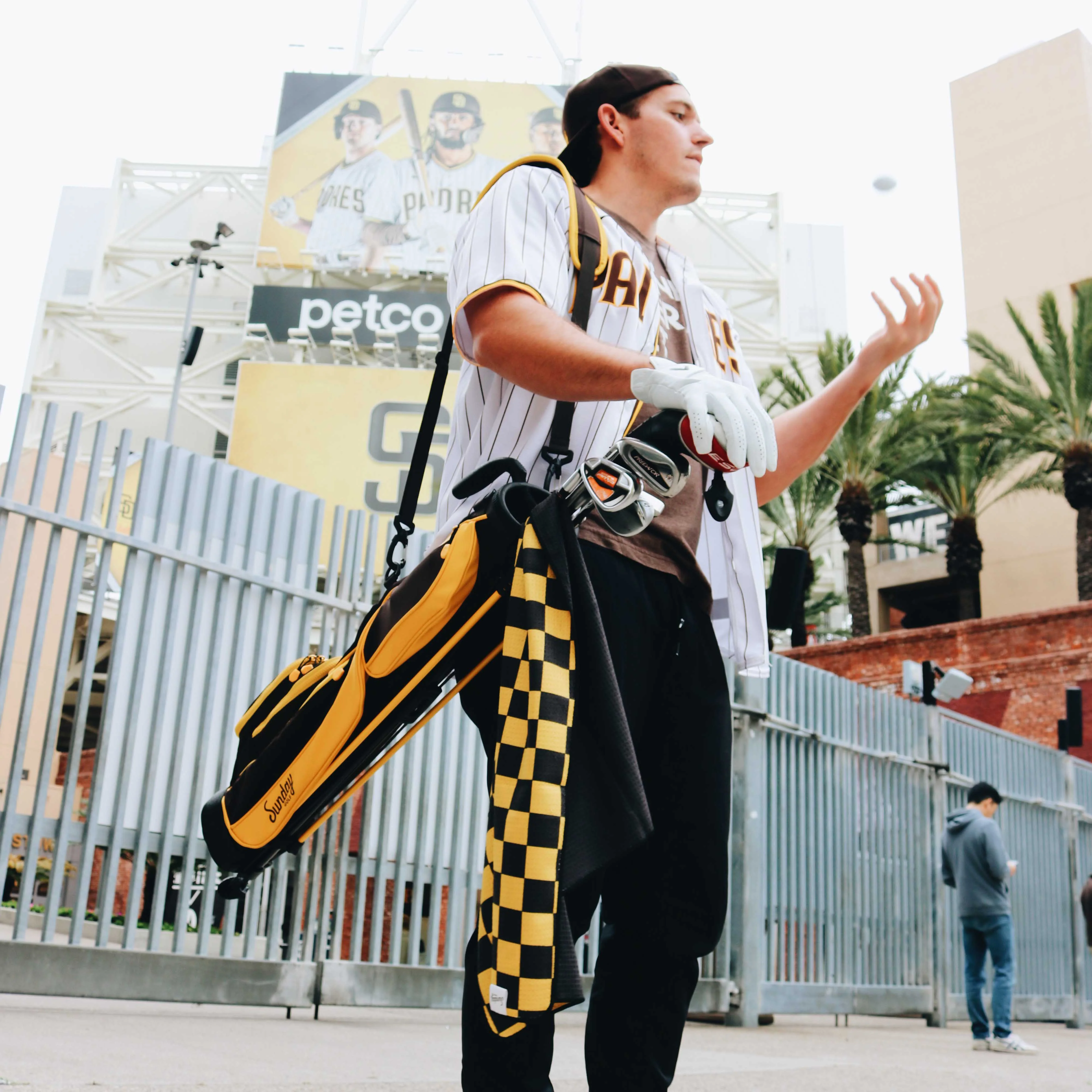 The Loma | Friars Brown Par 3 Bag - Image 6