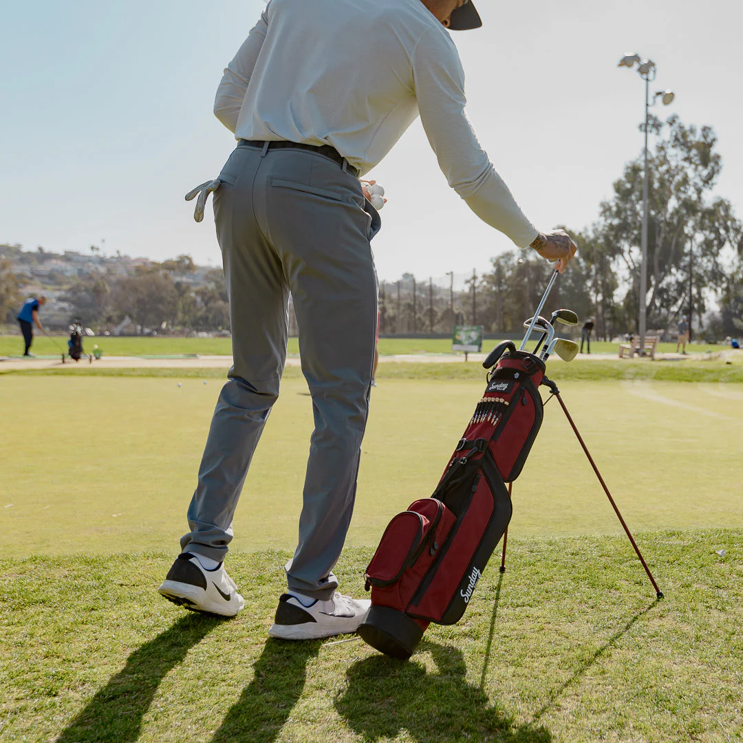 The Loma | Ron Burgundy Par 3 Bag - Image 7